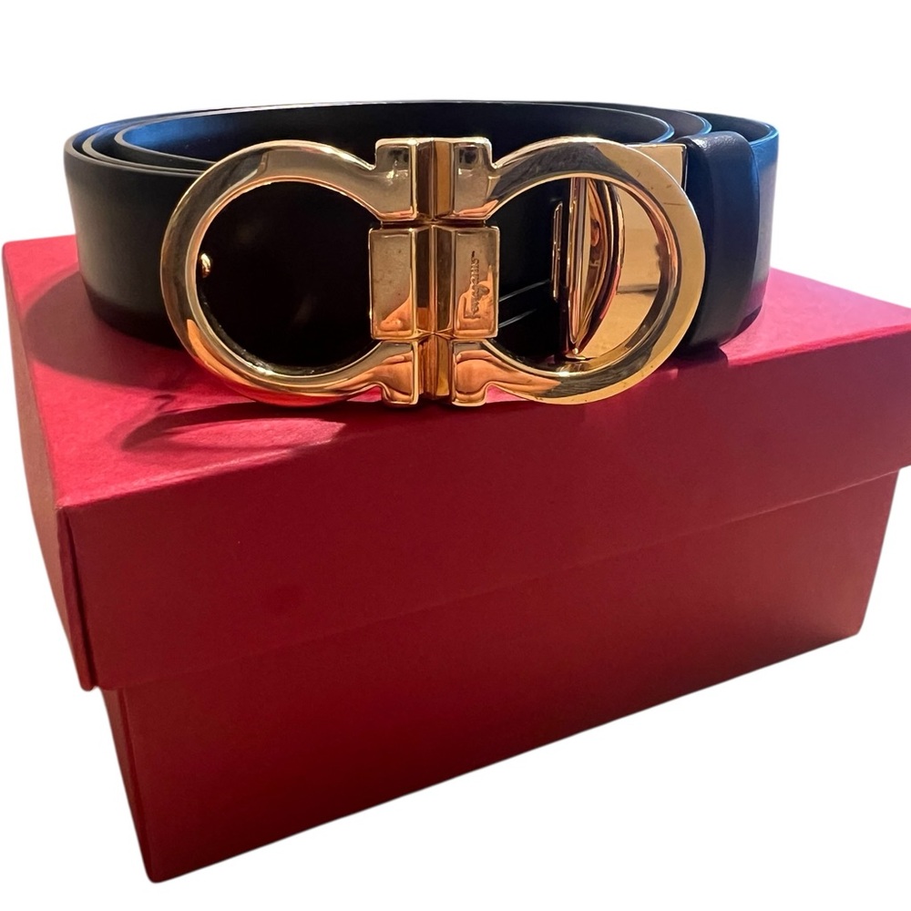 Salvatore Ferragamo Black and Gold Belt